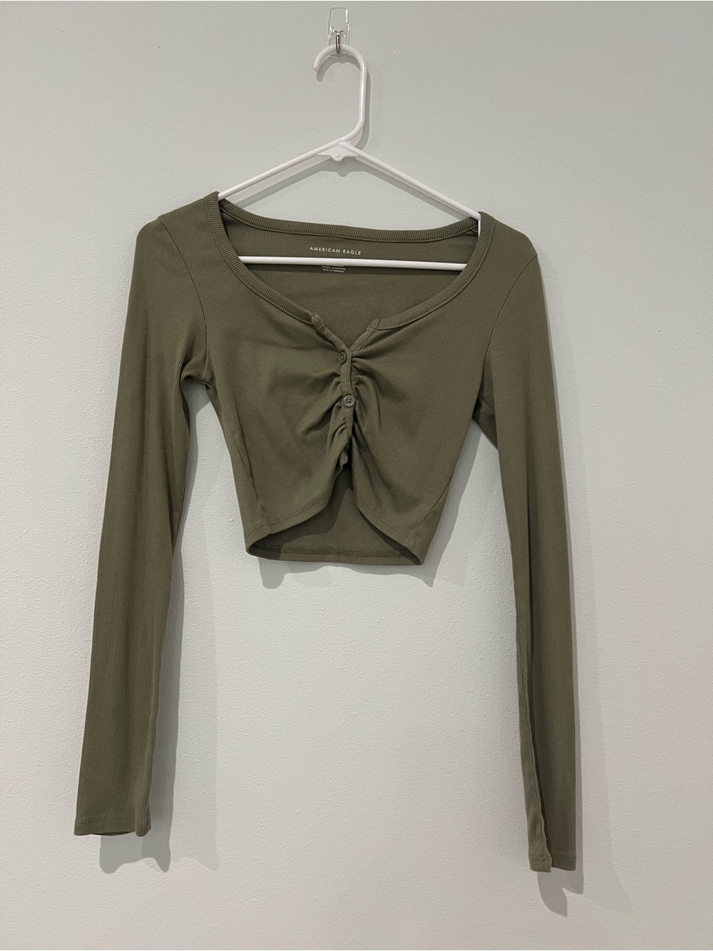 American Eagle Outfitters Olive Ruched Front Long Sleeve Crop Top